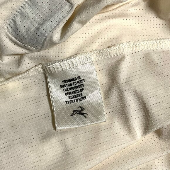 Tracksmith Twilight Tee Shirt Ivory Short Sleeves Size S Performance Run Gym - Picture 8 of 9